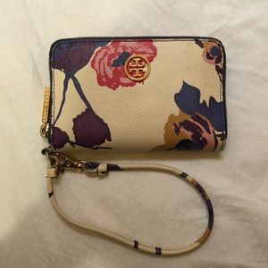 RARE TORY BURCH FLORAL WALLET